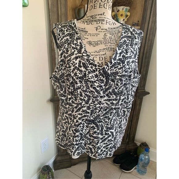 Ann Taylor Blouse V-Neck Lined Sleeveless Tank Top Lined Linen - Picture 6 of 8